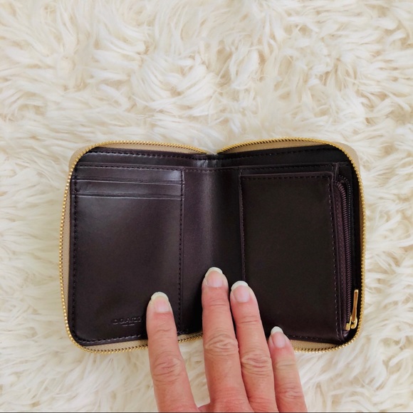 NWT: COACH | Zip Around Wallet w/ Strawberry - Picture 3 of 3